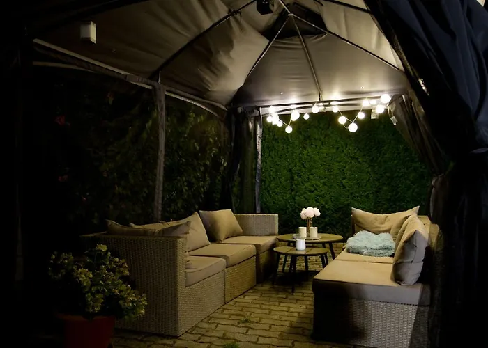 Guest house Csokolade 3*